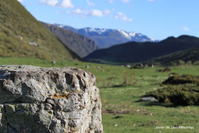 La_roca_y_el_valle.jpg